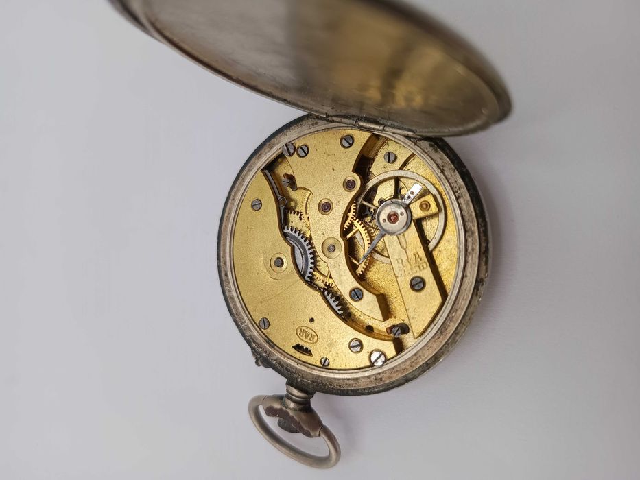 Stary zegarek mechaniczny