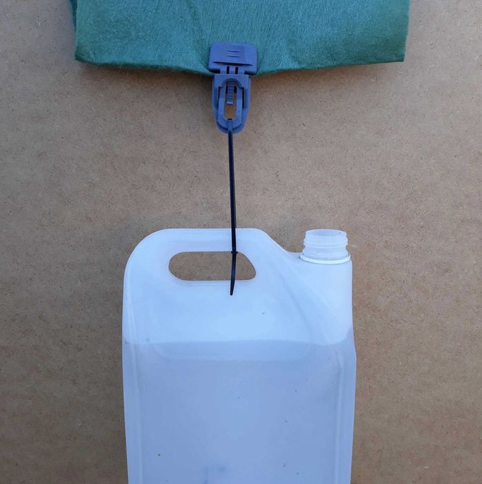 Mocowanie do fliz-u klips do obciążenia,mocowanie. ILOŚĆ 20 SZTUK