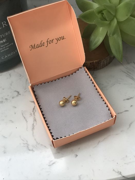 Kolczyki kulki pozłacane 18k drobne wkrety sztyfty for