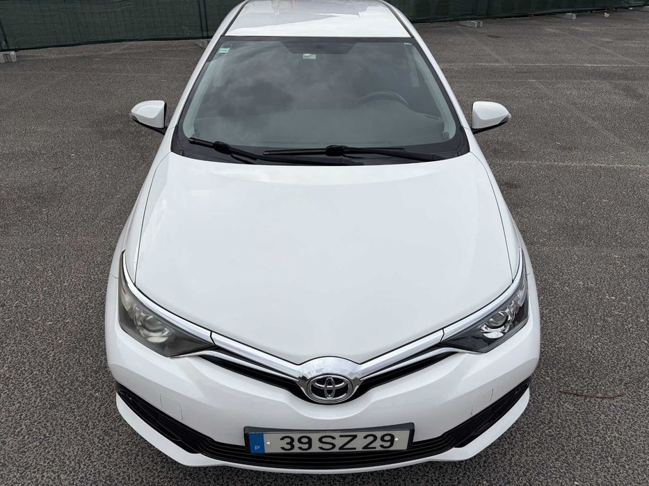 Toyota Auris Diesel 1.4 D-4D Active+AC