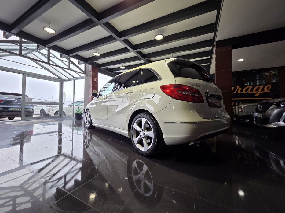 Mercedes-Benz B 180 CDI (BlueEFFICIENCY) 7G-DCT