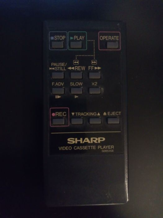 Magnetowid Sharp VC-6V30P VHS HQ + pilot – do przeglądu