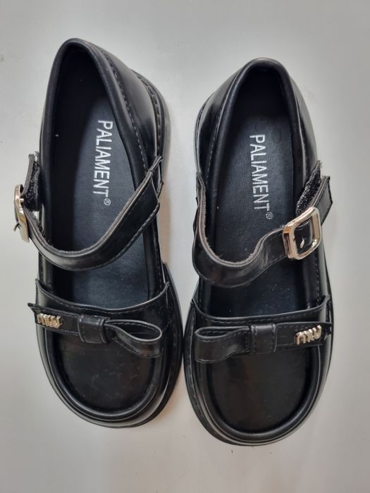 Туфлі для дівчинки