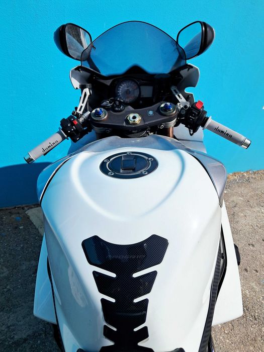 Suzuki GSXR 1000 K8