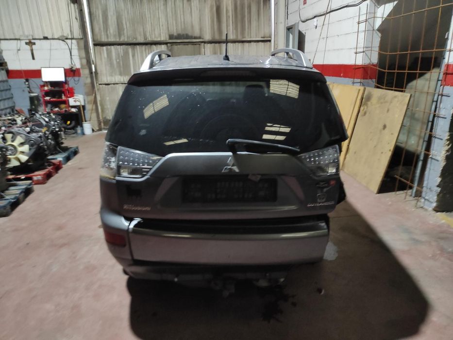 Chapeleira Da Mala Mitsubishi Outlander