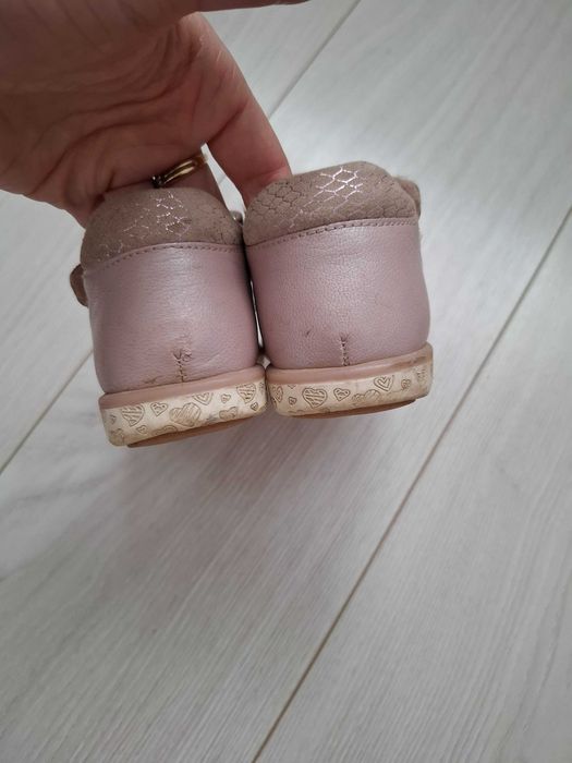 Sandały skórzane Lasocki Kids 25