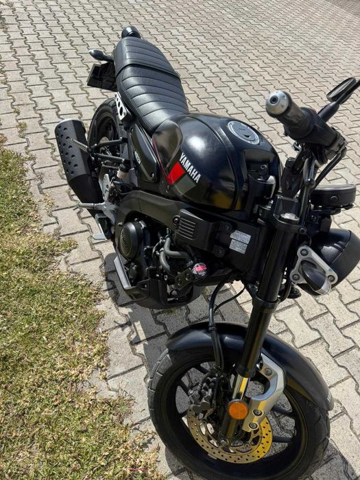 Yamaha xsr-125 2024