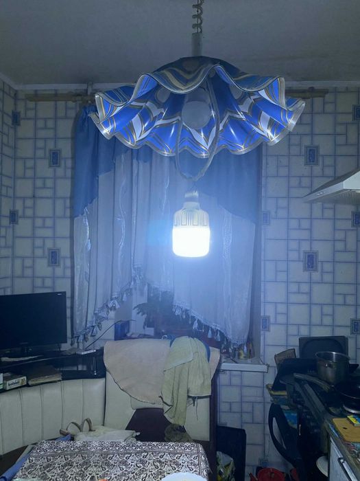 Лампа кемпингова с аккумулятором 200W