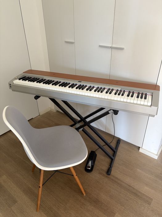 Yamaha P-155 Pianino