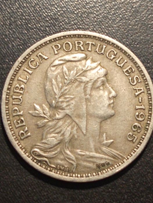 moeda 50  centavos  1965	 - Republica Portuguesa - Alpaca - Soberba