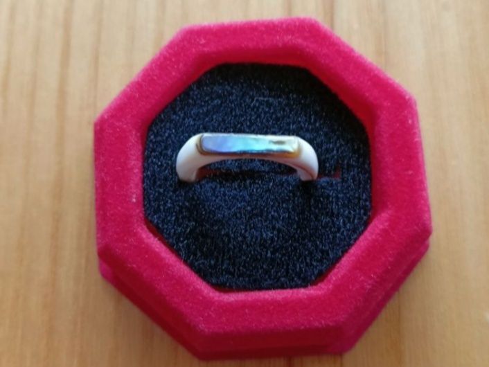 Pierścionek z muszli