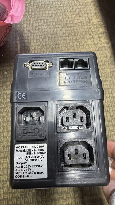 ДБЖ Powercom (джерело безперебійного живлення)