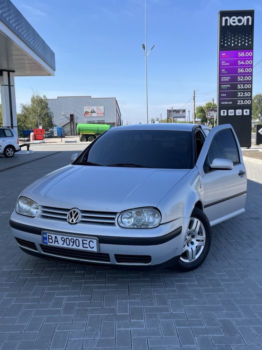 Volkswagen Golf 1998