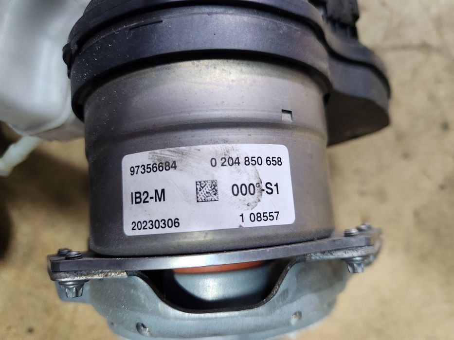 Вакуумний підсилювач гальм VAG