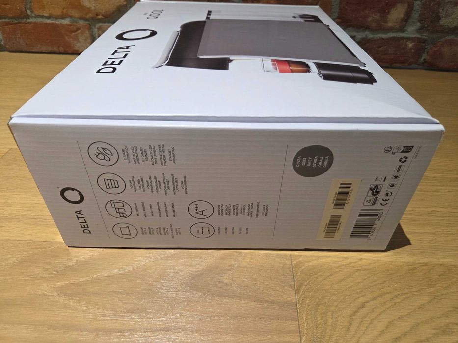 Nowy ekspres do kawy kapsułkowy Delta Q MiniQool Szary DeltaQ