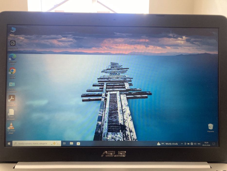 Продається ноутбук  ASUS