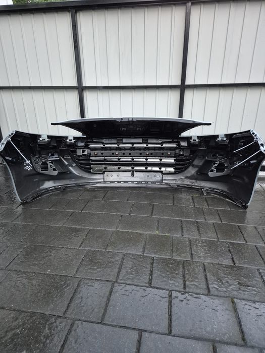 Zderzak przód przedni peugeot 207 lift kod lak KGZ rok 10