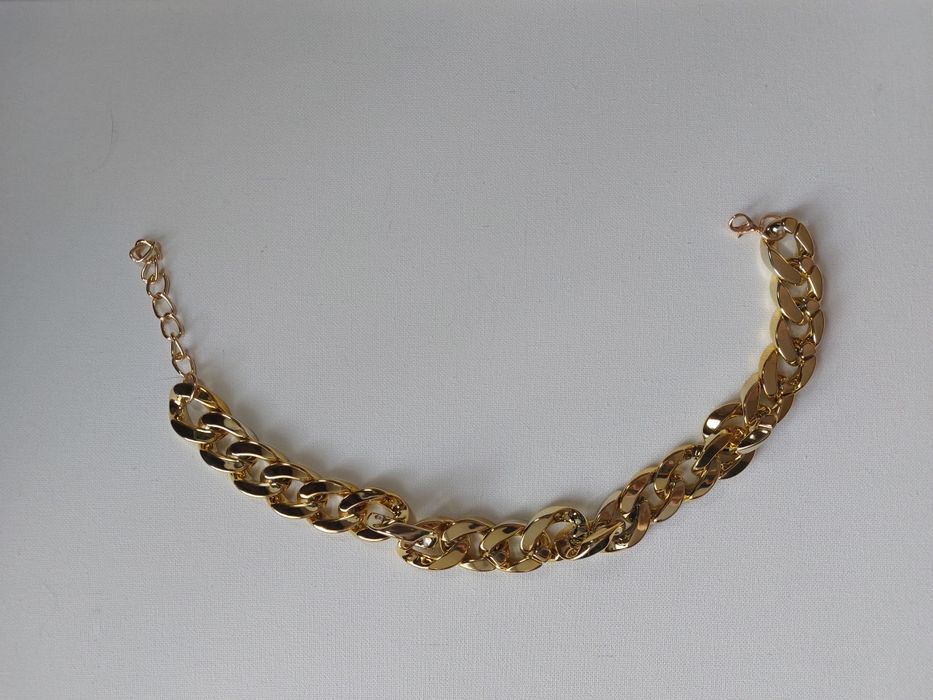 Аксесуари: намисто, цепочка, ланцюжок, сережки, пірсинг