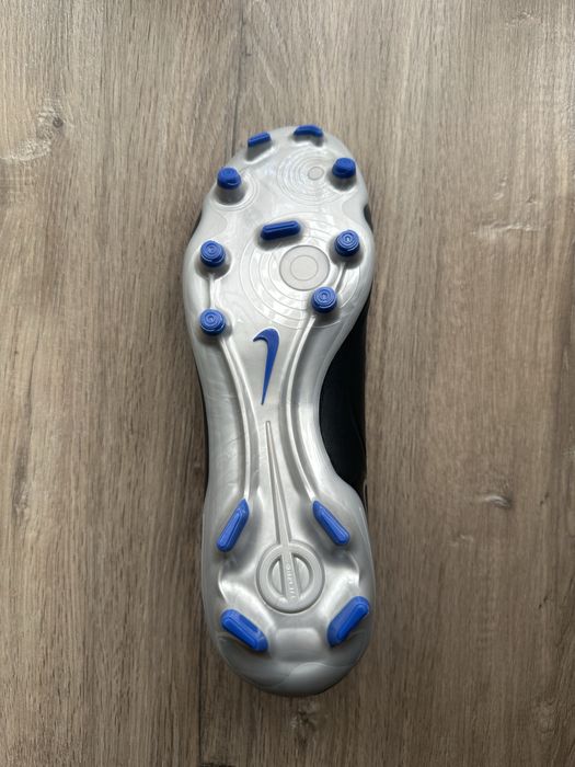 Nike Legend 10 Club FG/MG