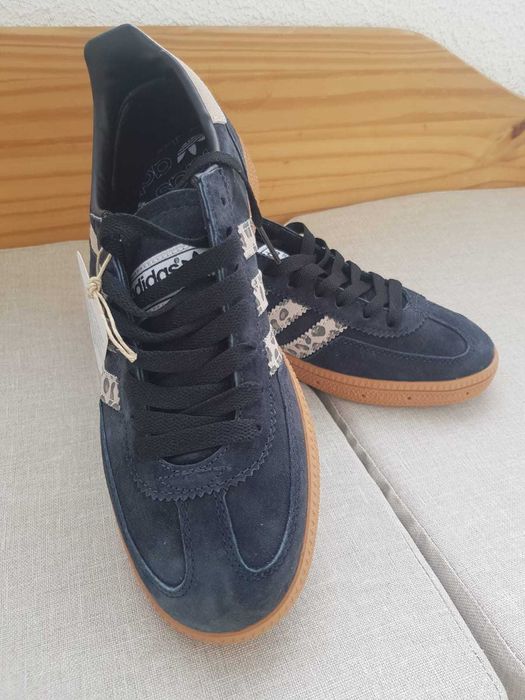 Ténis Novos com etiqueta Adidas 38 Preto baço
