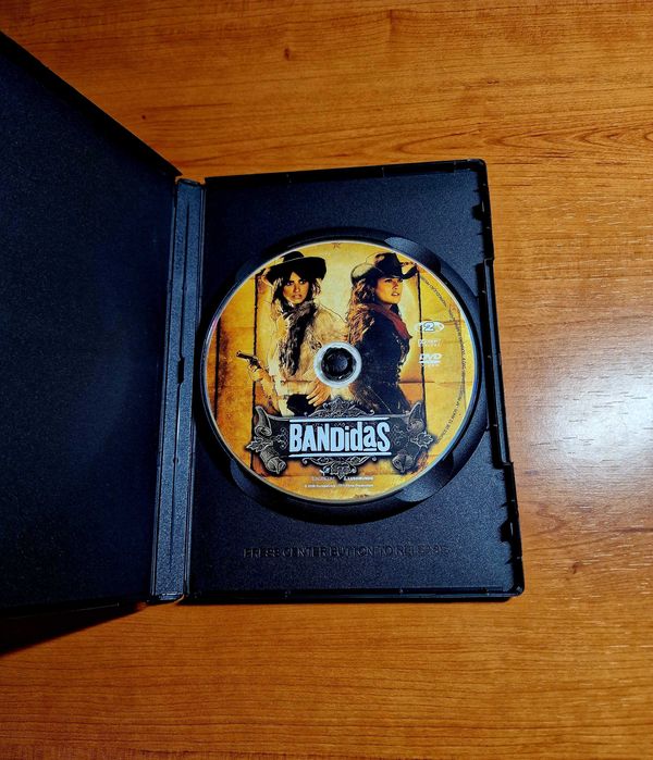 BANDIDAS (Penélope Cruz/Salma Hayek/Steve Zahn) Procuradas e Perigosas