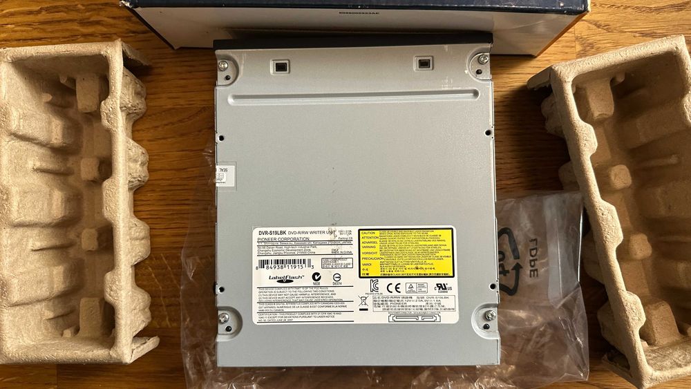 Pioneer DVR-S19LBK SATA nowy