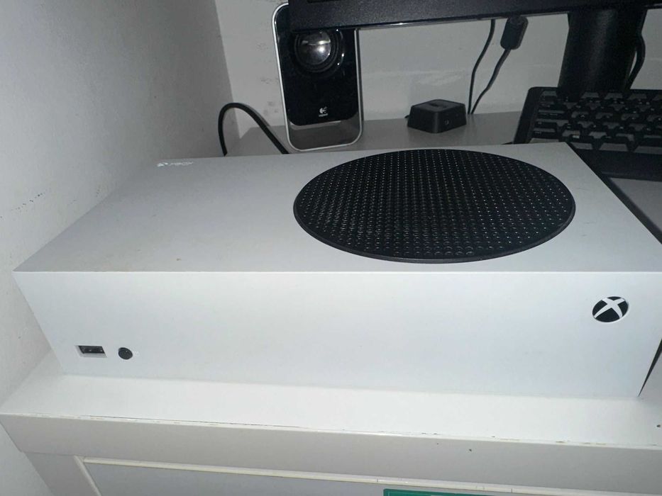-Xbox series S - + comando