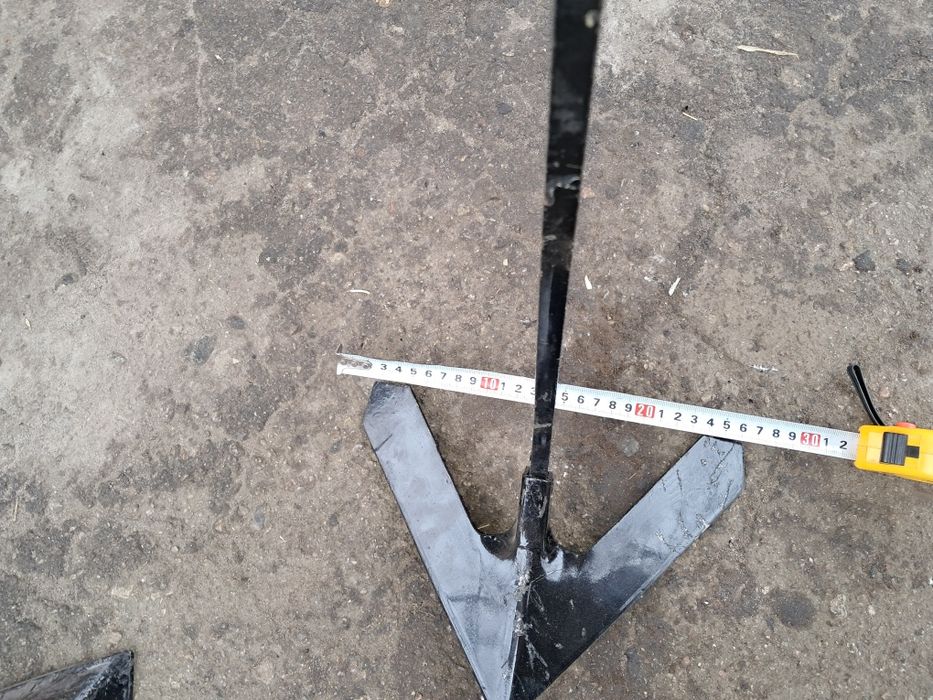 Лапи глубокорихдітеля