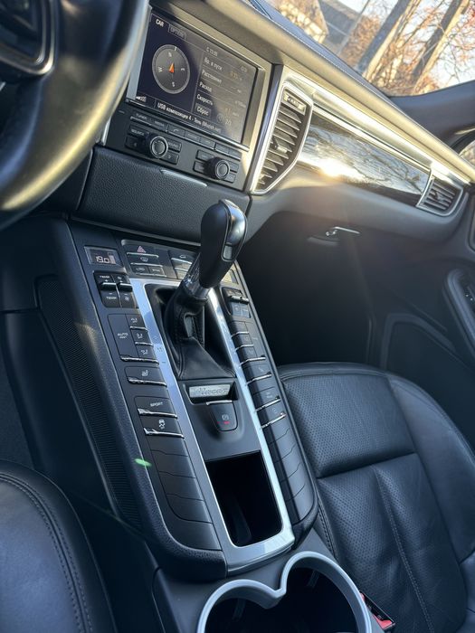 Porsche Macan 2015 VIN WP1AB2A52FLB72508 фото оголошення 5 з 11