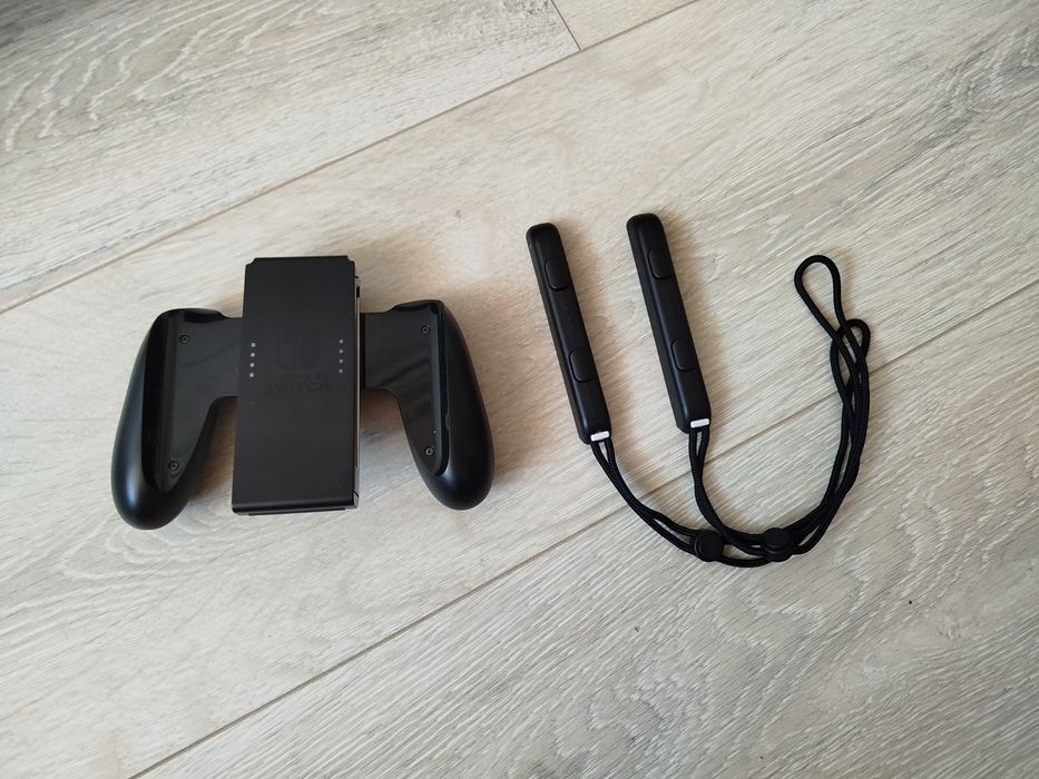 Nintendo switch + etui + gry