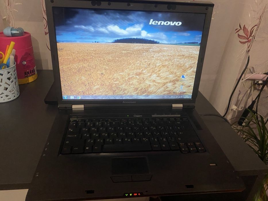 Lenovo 3000 n100 0768