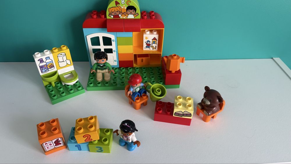 Lego duplo 10833 przedszkole