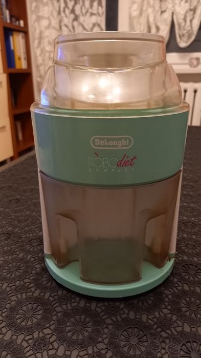 Sokowirówka DeLongi