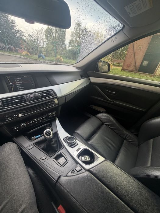 продам авто BMW f10 528i