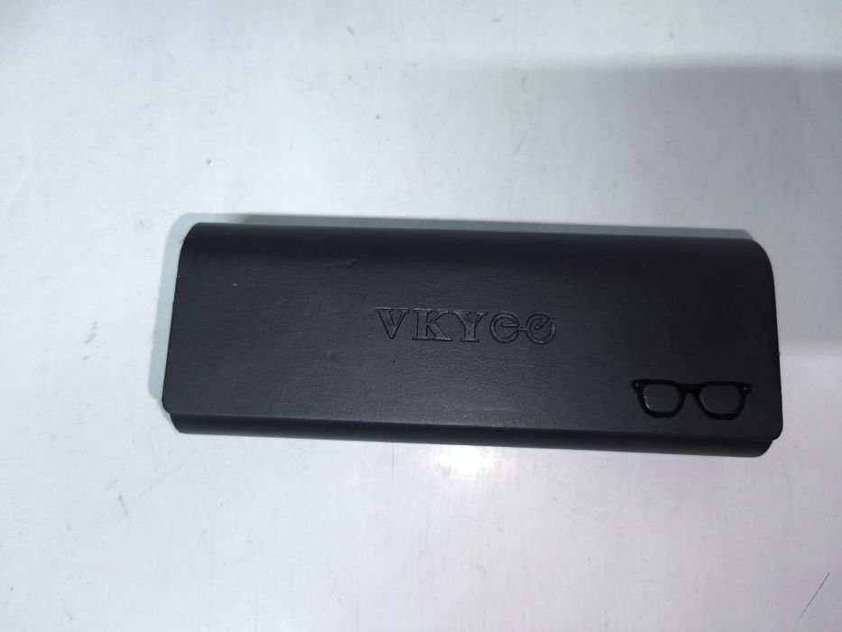 Armação de óculos de titânio