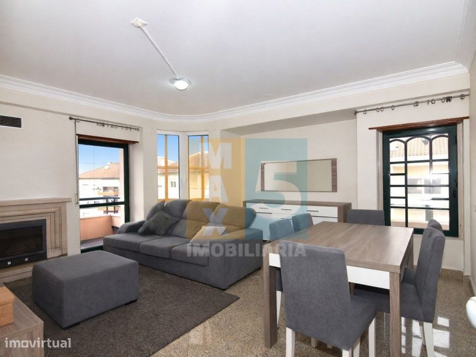 T3 com garagem, varandas e arrecadação - Centro Tomar