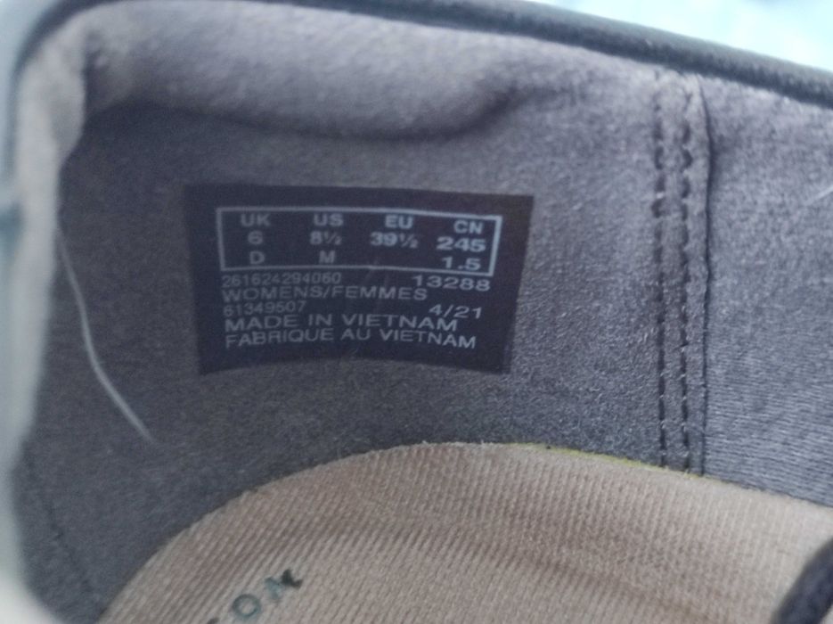 Туфли кожанние суперлегкие Clarks collection р.39