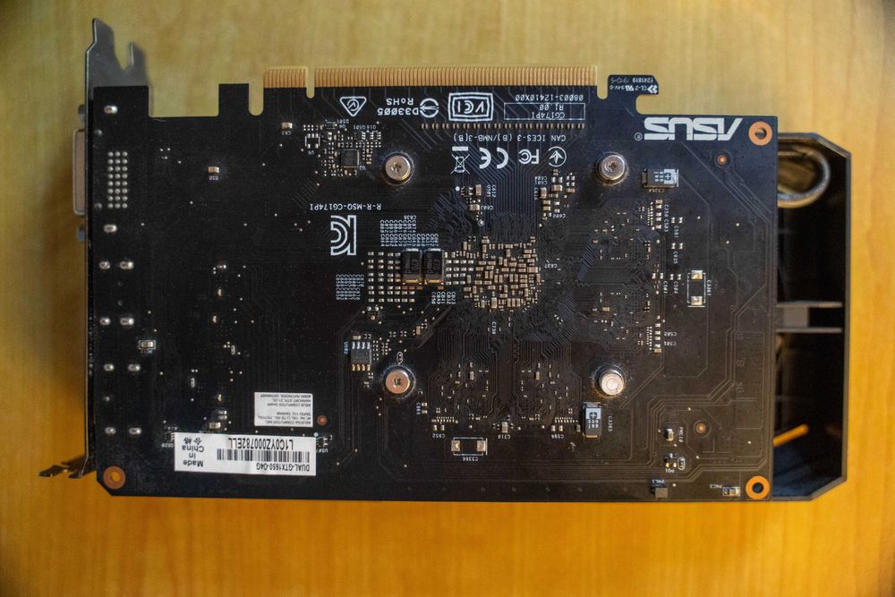 Placa gráfica ASUS Dual GTX 1650