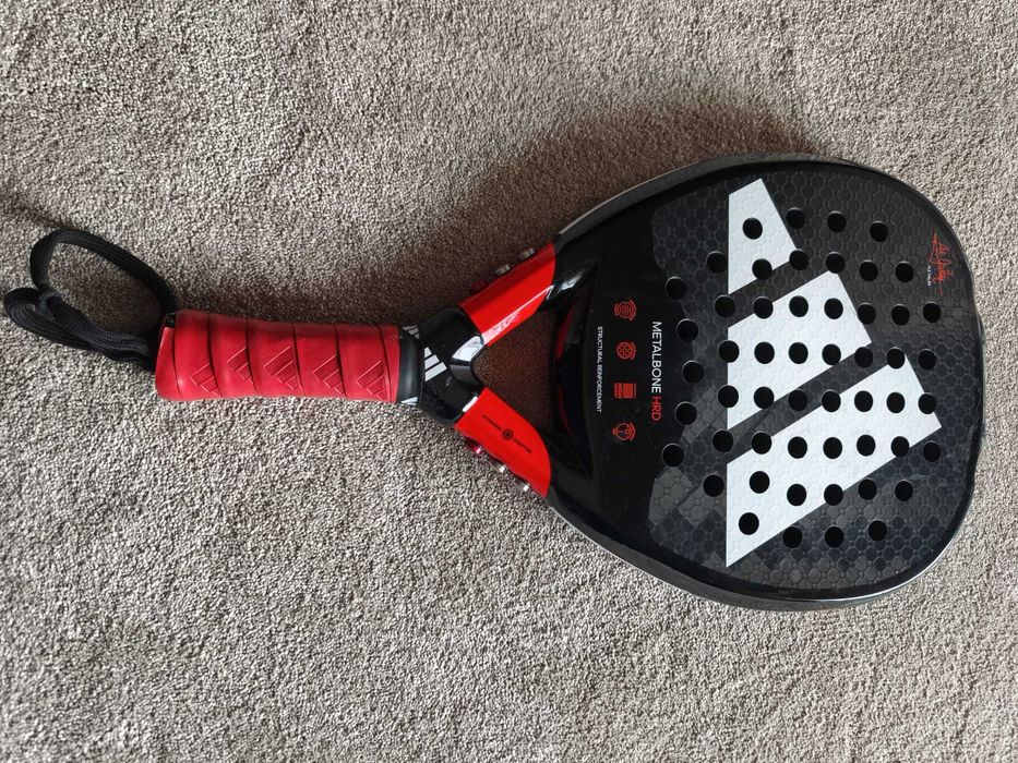 Raquete Adidas Metalbone HRD 3.2