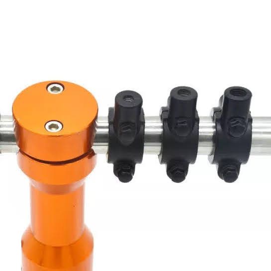 Par de suportes roscados para espelhos de haste moto M8 M10