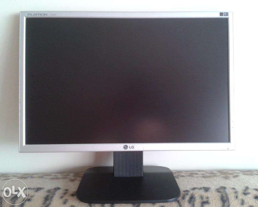 Computador de Secretária TSUNAMI - Como Novo.