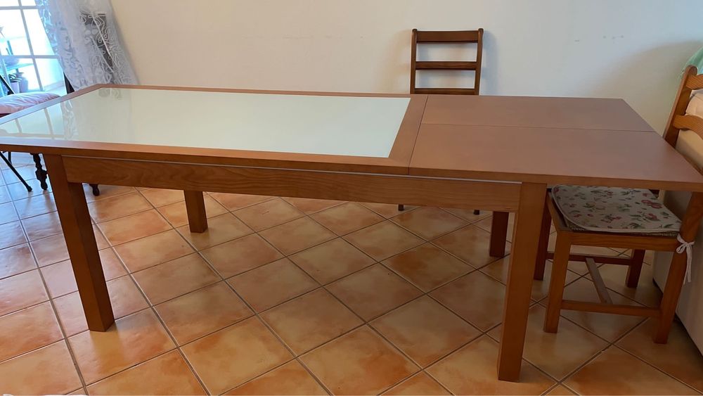Mesa madeira de Cerejeira e Vidro