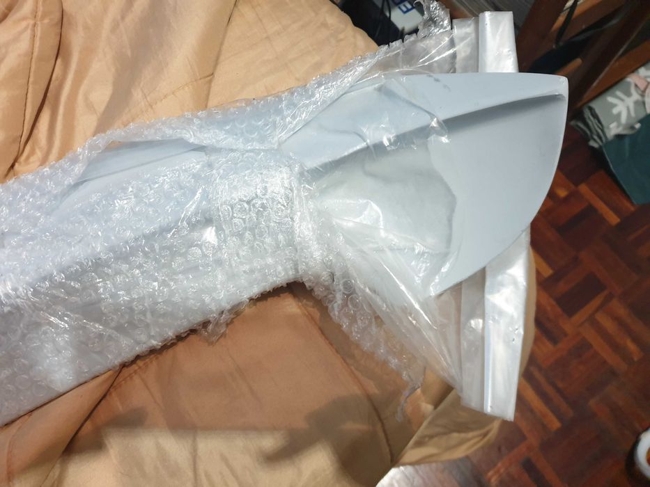 Aileron carro - spoiler - comprado em 2008, nunca usado.
