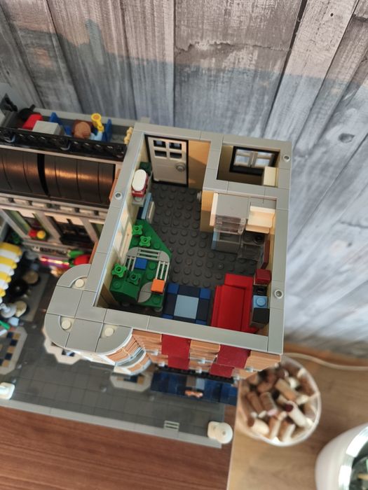 Lego Creator Expert Largo da Assembleia