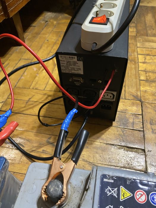 Продам бесперебойник BNT 1500AP 900W/1500VA