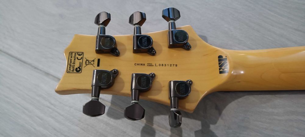 ESP LTD MH-101 Black Flamed Maple c/ Pickups Entwistle