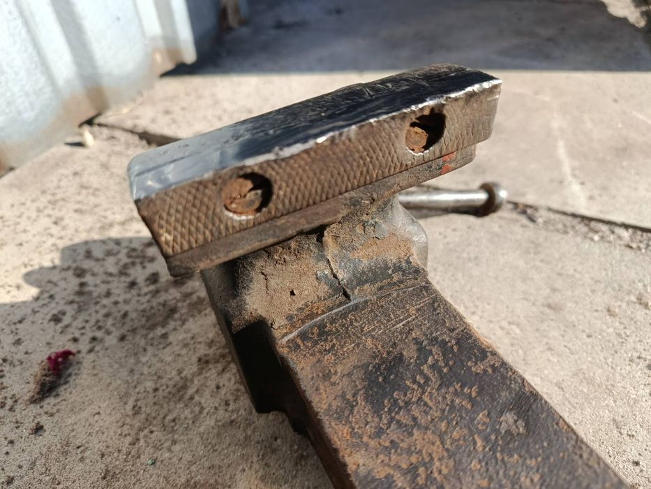 Тиски слесарные  СССР