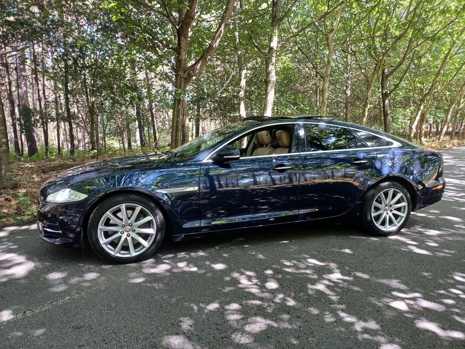 147.000 KM ANO 2015 JAGUAR XJ 3.0 D PORTFOLICO como novo possivel retoma para facilitar o negócio