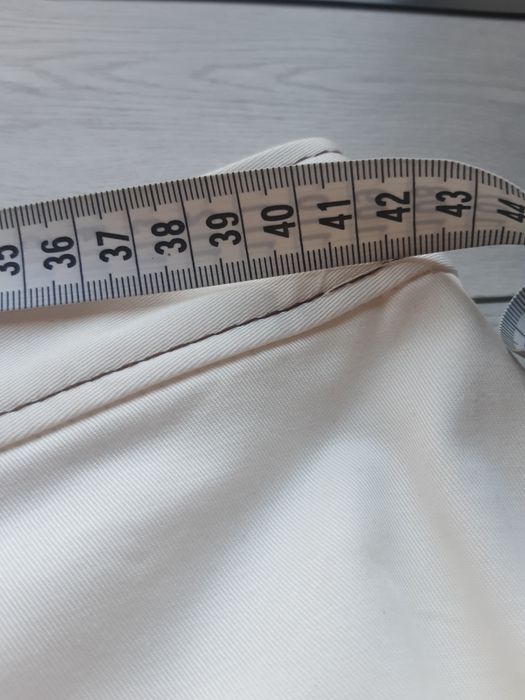 Nowe spodnie marki Zara