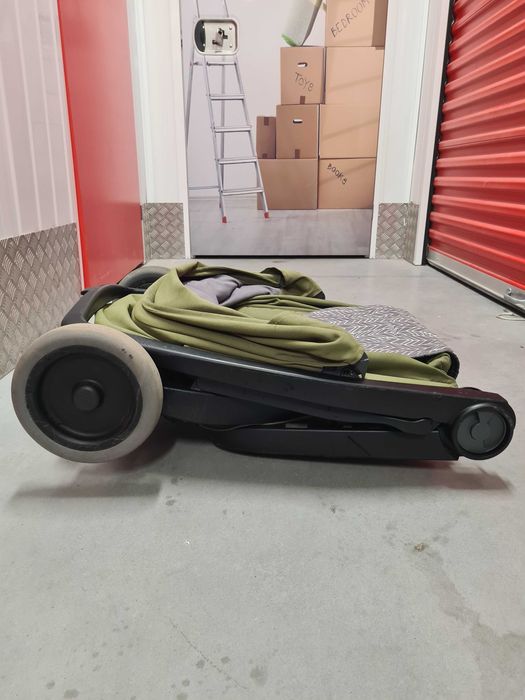Zielona spacerówka, Greentom